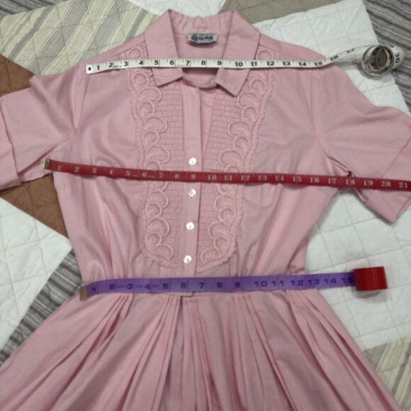 Pink 1960’s shirt waist Pleated Full Skirt Fit And Flare Dress Cay Artley - Picture 6 of 7